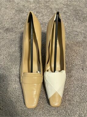 Women's Tan Leather Square-Toe Loafers